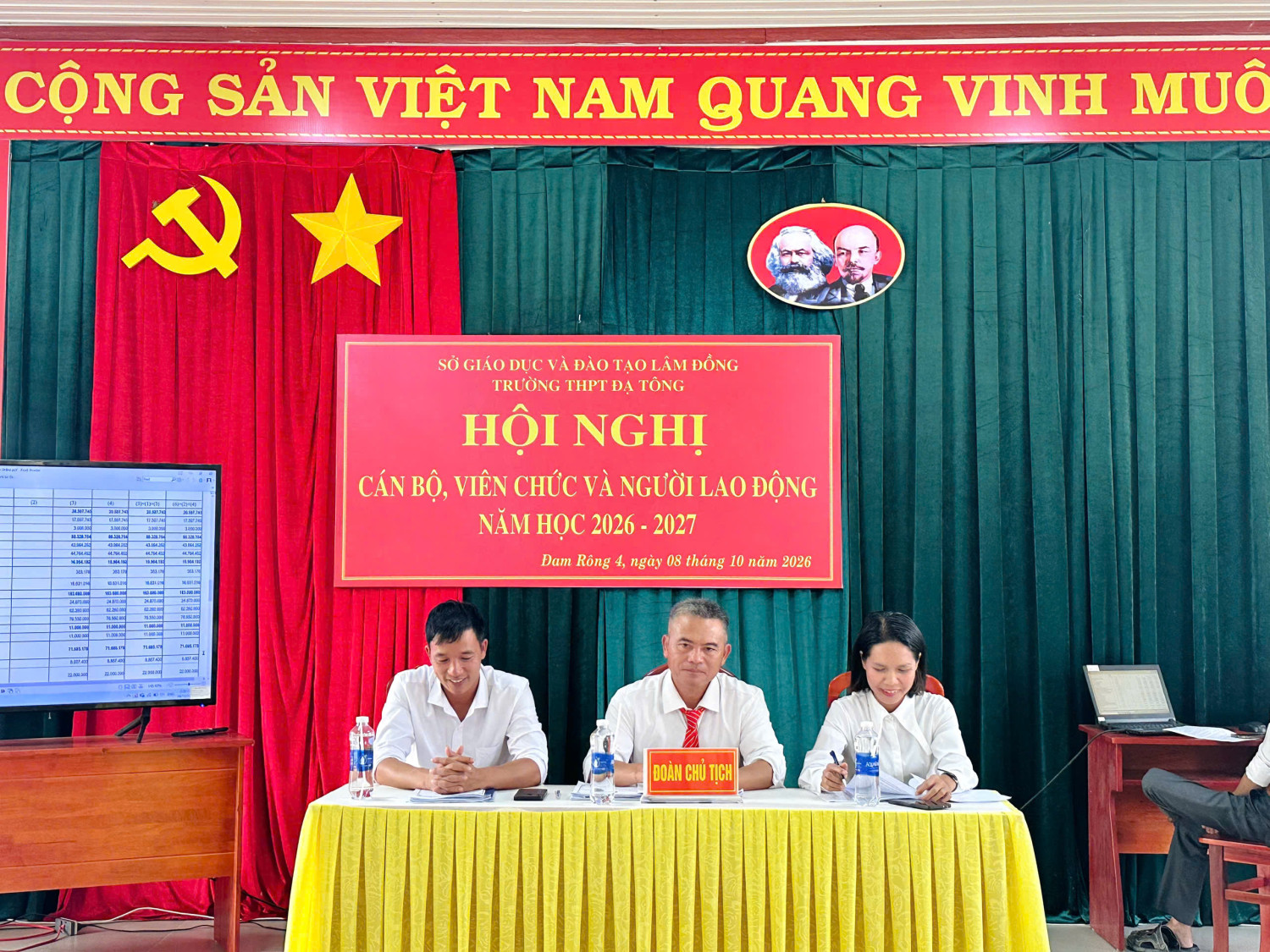 Trường THPT Đạ Tông tổ chức Hội nghị Cán bộ, viên chức, người lao động năm học 2026–2027