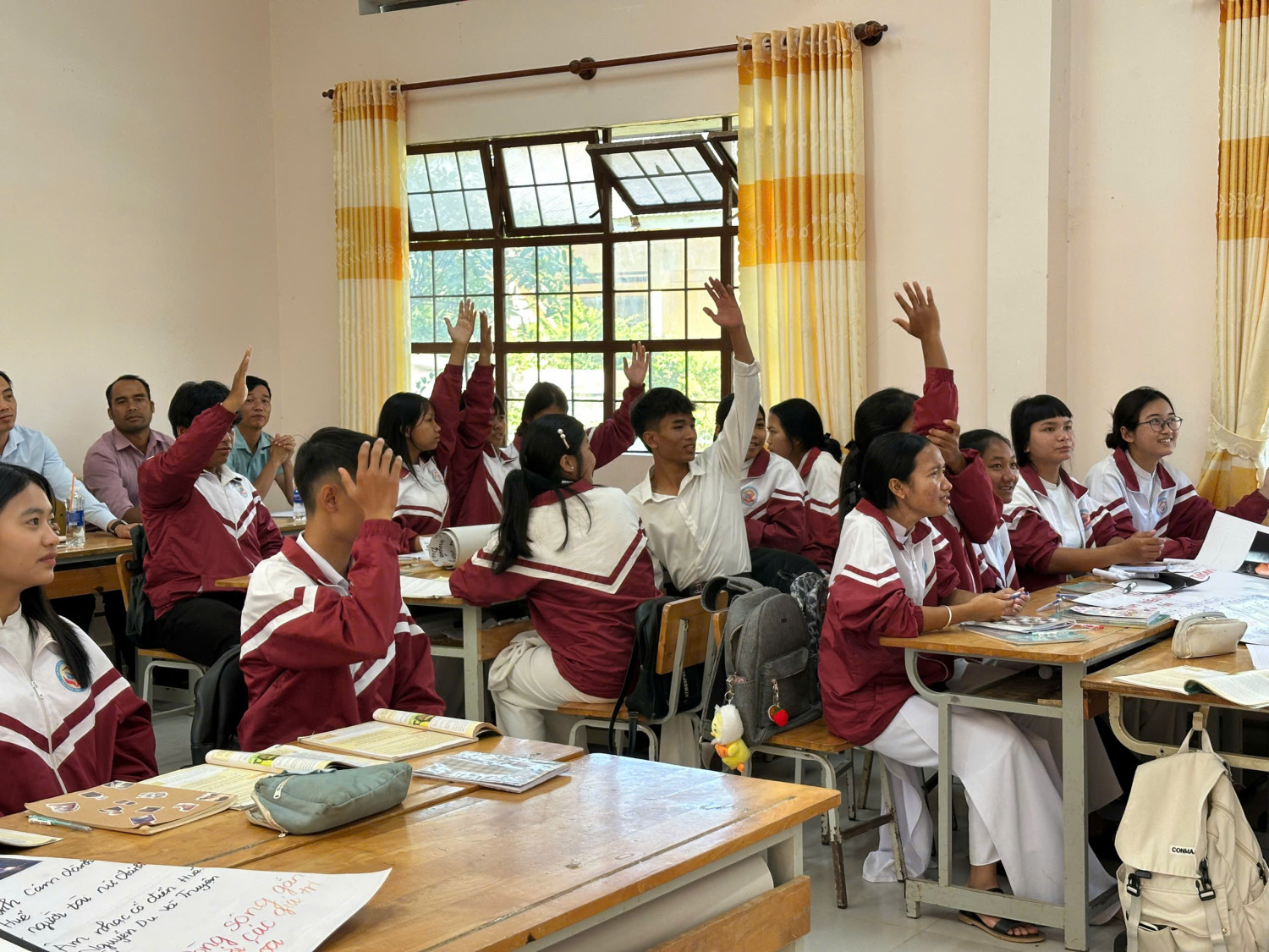 Chuyên đề Ngữ văn: AI ĐÃ ĐẶT TÊN CHO DÒNG SÔNG?